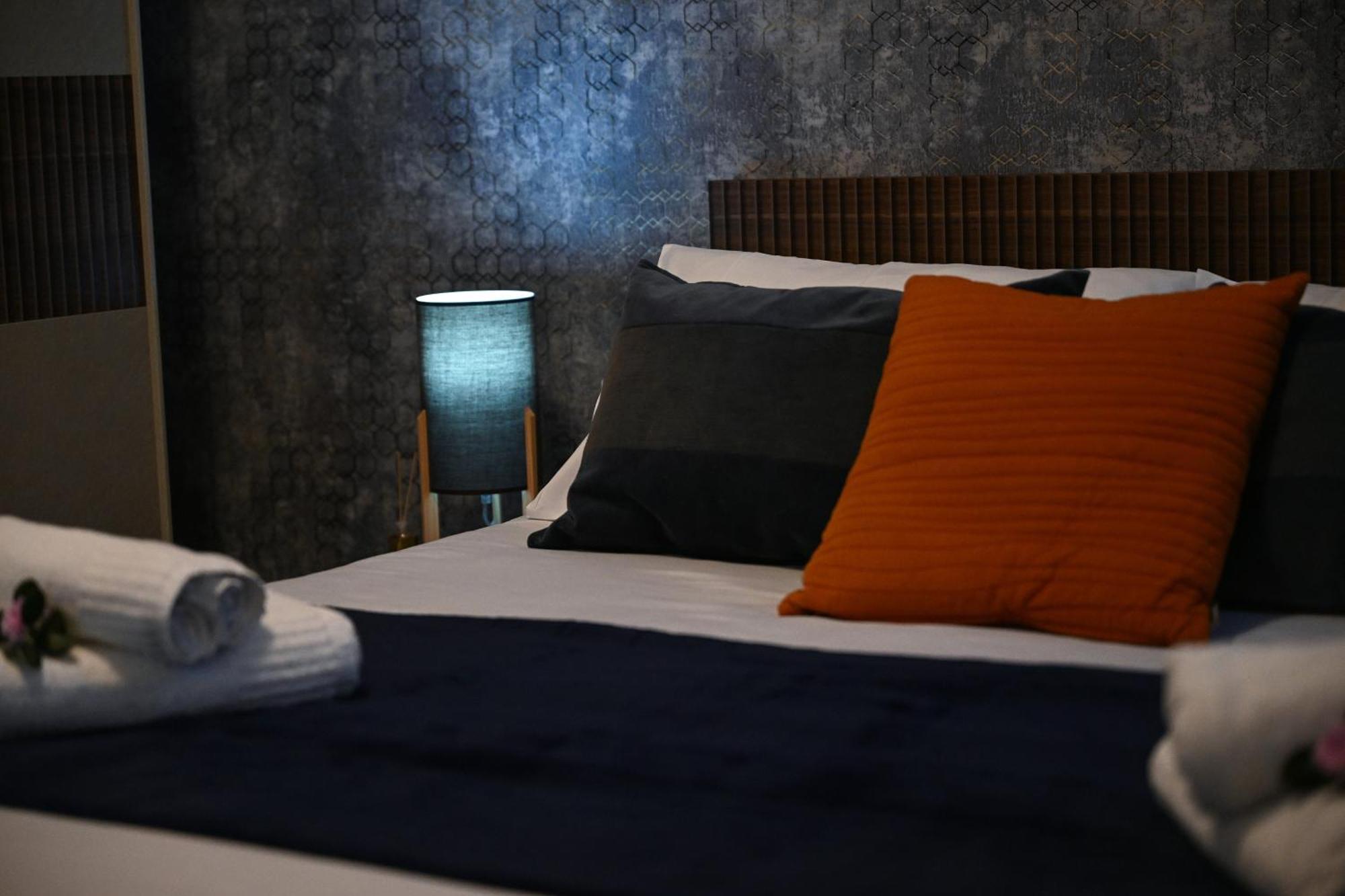 Fl 3 Ta'Lonza Luxury With Hot Tub By Homely Mellieha Bagian luar foto