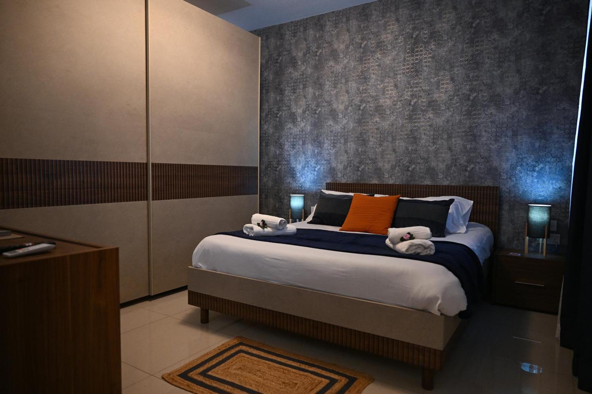 Fl 3 Ta'Lonza Luxury With Hot Tub By Homely Mellieha Bagian luar foto