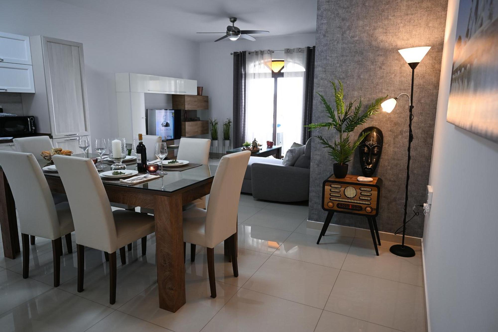 Fl 3 Ta'Lonza Luxury With Hot Tub By Homely Mellieha Bagian luar foto
